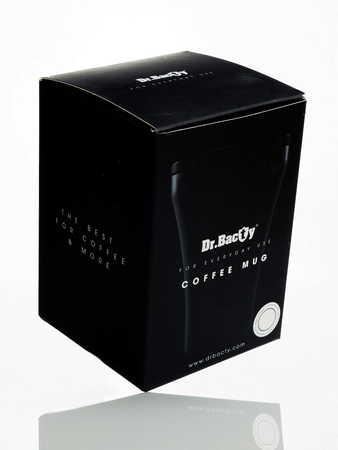 Coffee thermal mug with ceramic coating Dr. Bacty Apollo 227 ml - white - Display Product