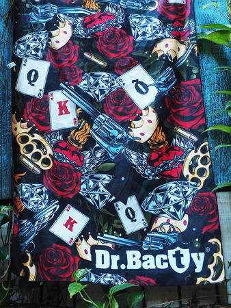 Ręcznik kąpielowy antybakteryjny dwustronny Dr.Bacty - Rewolwer - XL 70x140